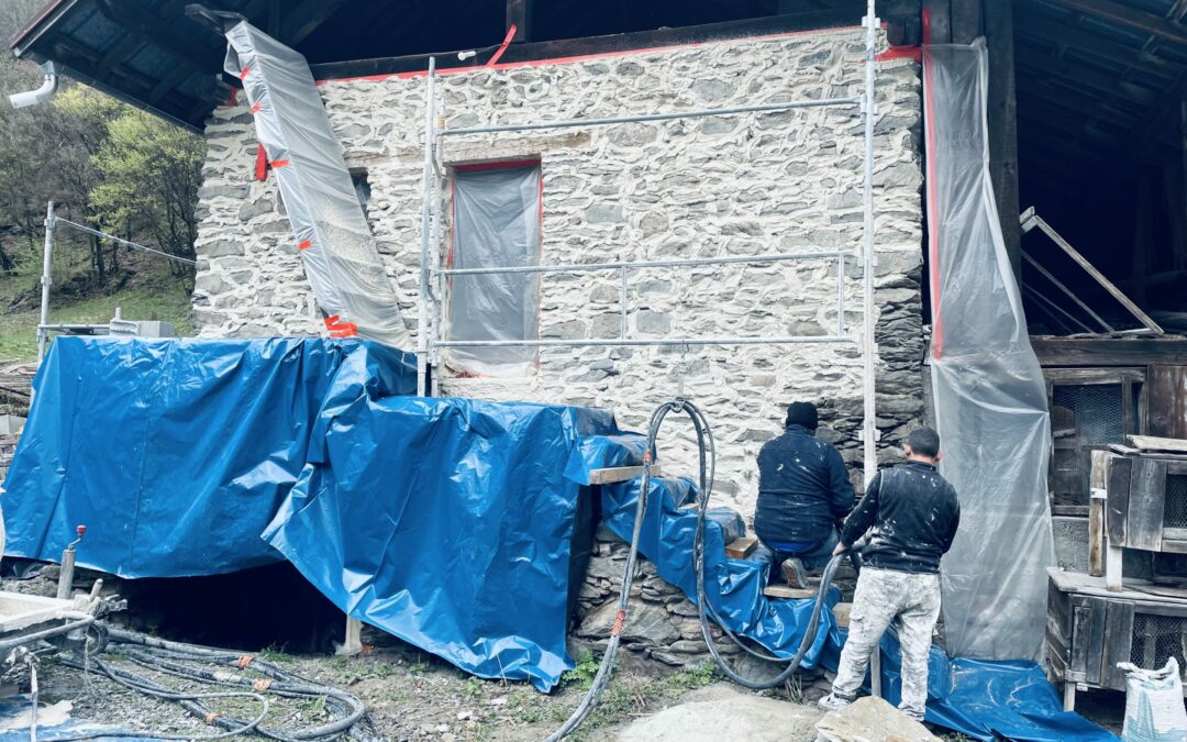 Réalisation des joints des pierres – Saint Jean de Maurienne